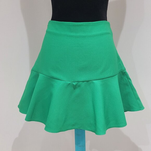 Zara Mini Skort Ruffle Hem and Bow Size Medium Green NEW Colorful Playful Girly - Picture 1 of 10